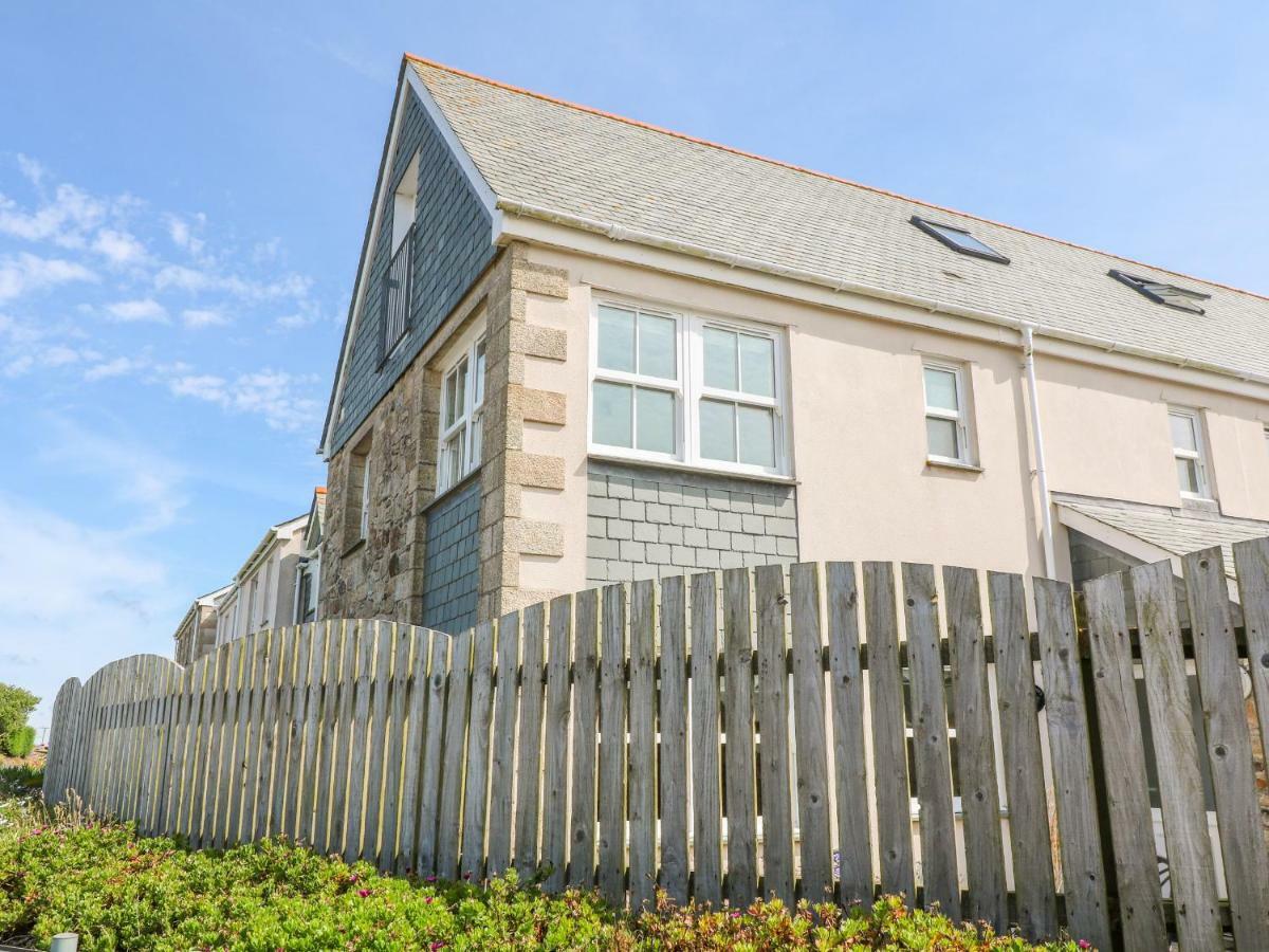 Henrys Croft Villa Helston Exterior photo