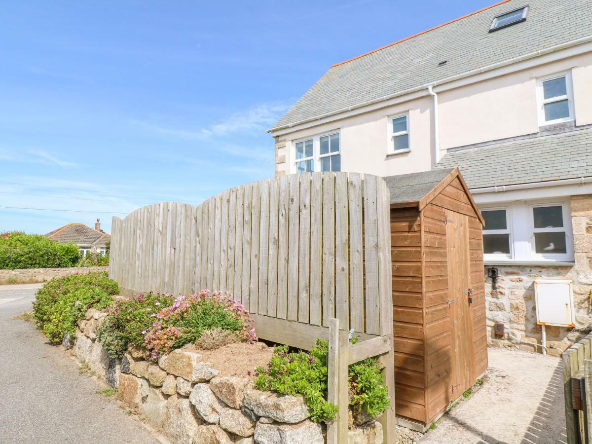 Henrys Croft Villa Helston Exterior photo